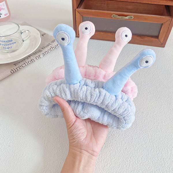 Cartoon cute snails