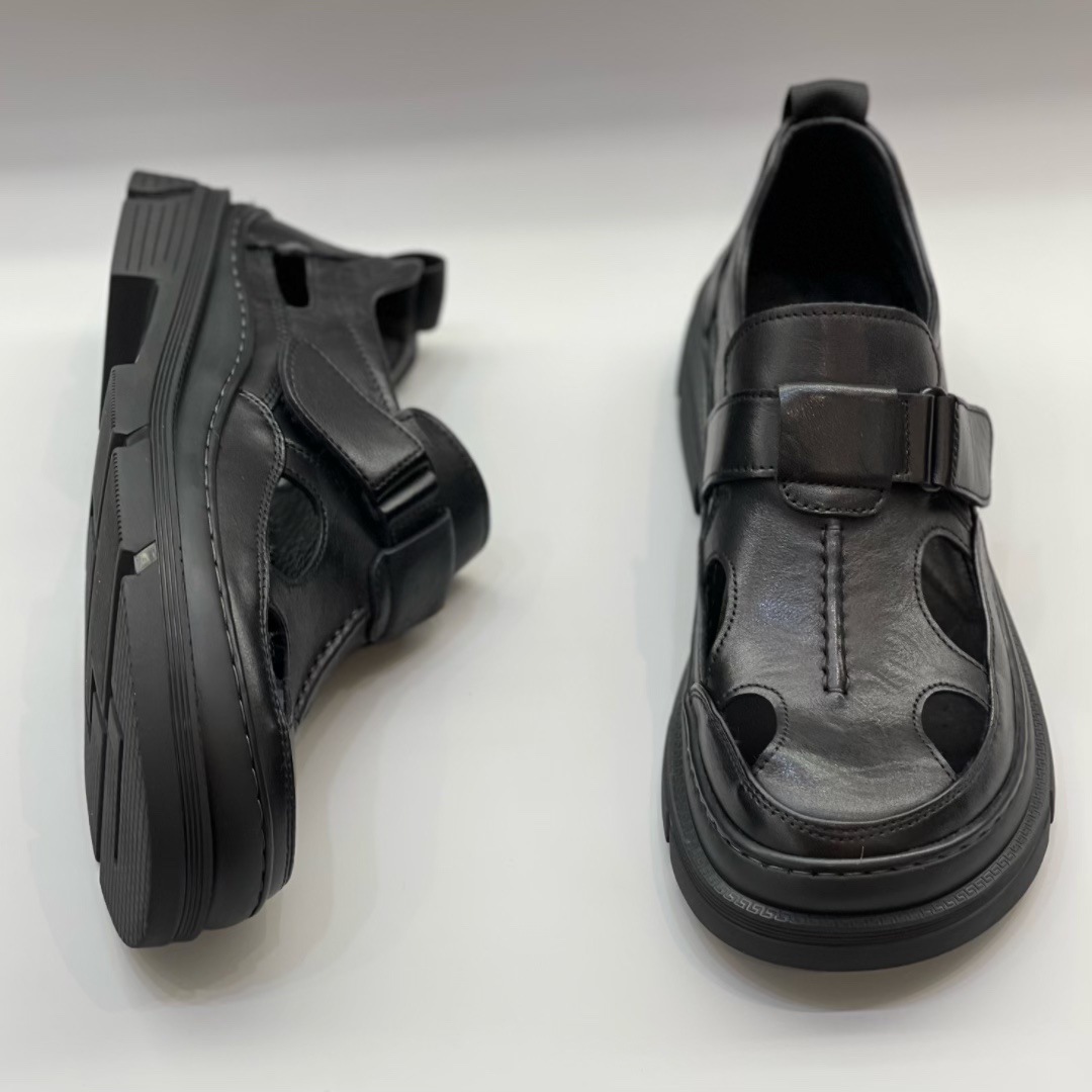 Sandals Hole Shoes Summer Men's Breathable Casual Leather Shoes Korean Style Wide Toe Velcro Youth All-match Trendy Solid Color