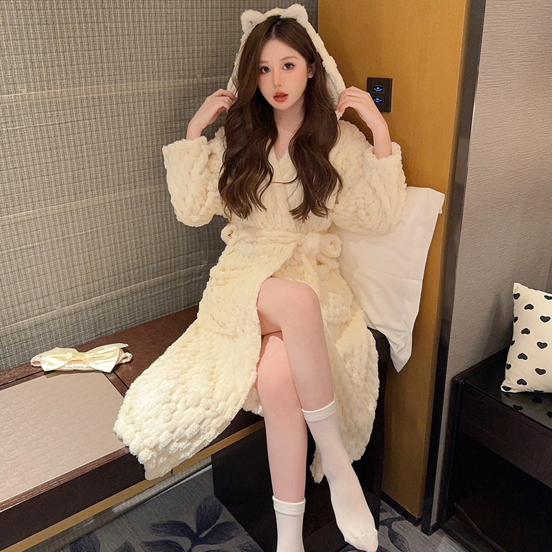 Jacquard Velvet Nightgown Women's Hooded Long-Sleeved Middle-Long Gown Winter New Coral Velvet Thickened Warm Home Clothes Bathrobe Jacquard Velvet Nightgown Women's Hooded Long-Sleeved Middle-Long Gown Winter New Coral Velvet Thickened Warm Home Clothes Bathrobe