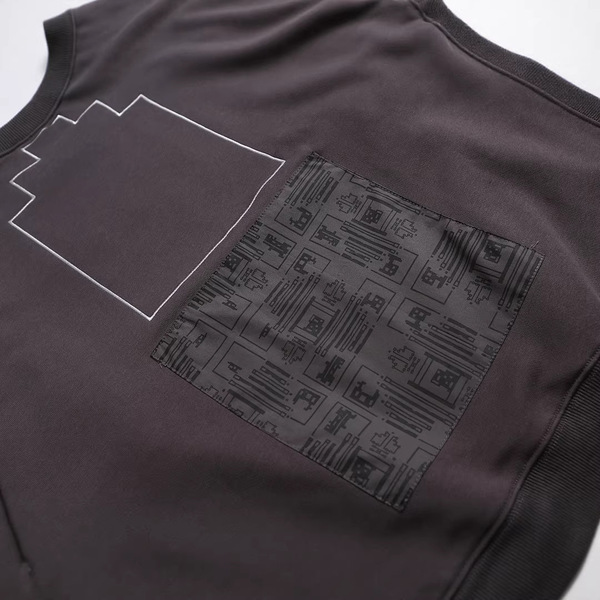 Japanese retro long-sleeve with a round collar