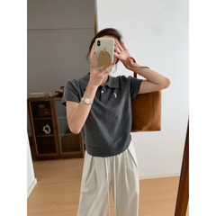 Polo襟ニットの肩の半袖tシャツの女性の夏の新型のポニーラフ刺繍の半袖の底の上着