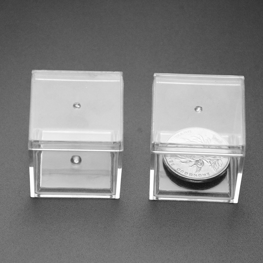 Caja de plástico cuadrado de alta transparente Douyu caja de alimentación mini caramelo Delgado cristal barro caja de embalaje al por mayor