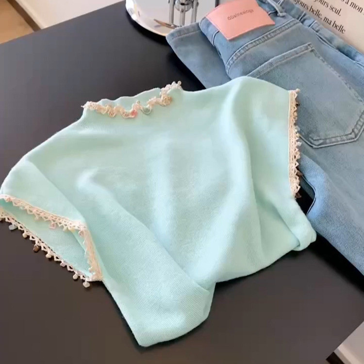 Dopamine Unique and Stunningly Beautiful Top, Youthful and Fashionable Mint Green Lace-Trimmed T-Shirt for Women in Summer Dopamine Unique and Stunningly Beautiful Top, Youthful and Fashionable Mint Green Lace-Trimmed T-Shirt for Women in Summer