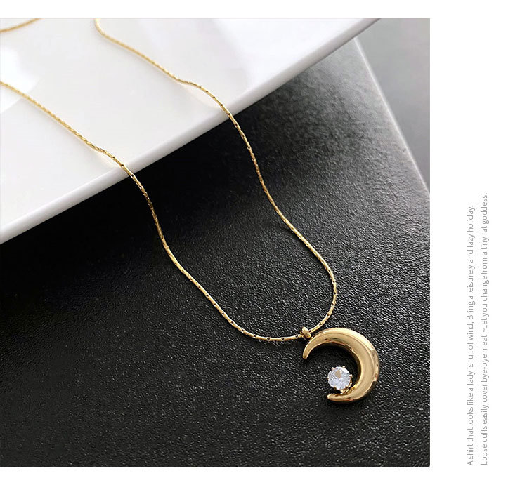 1 Piece Fashion Moon Titanium Steel Plating Inlay Artificial Diamond Pendant Necklace display picture 2