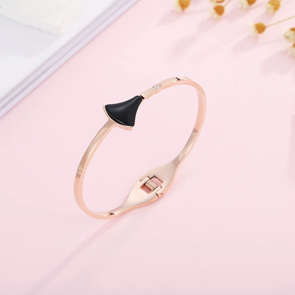 4073 fan black