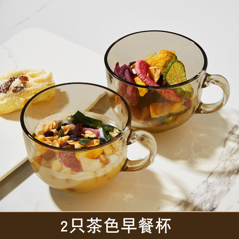 2 brown breakfast cups