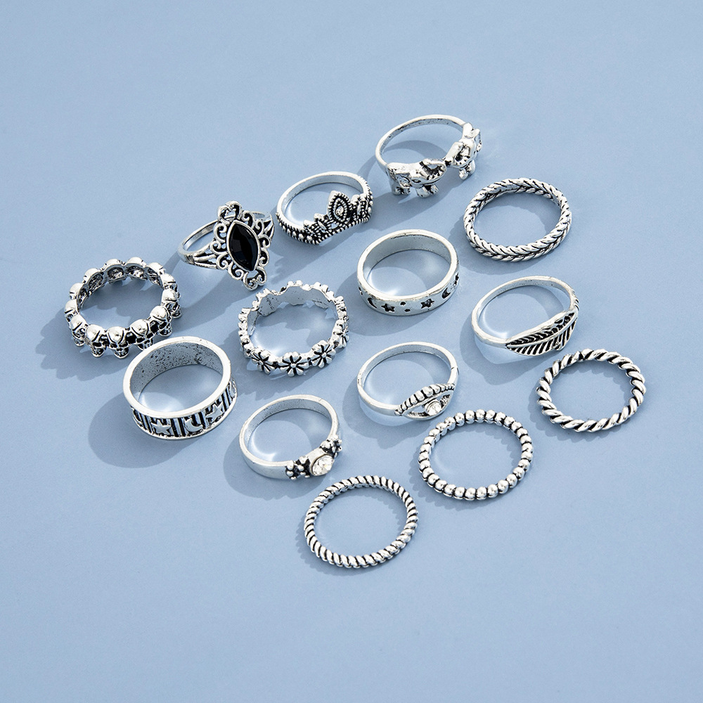 Europäischer Und Amerikanischer Grenz Überschreiten Der Schmuck Personal Isierte Retro-schwarz Diamant Geprägte Elefanten Schädel Blumen Kombination Gelenk Ring Vierteiliges Set display picture 4