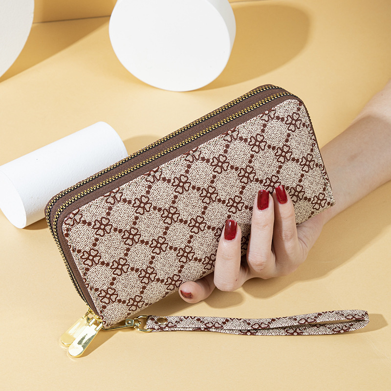 2025 Long Women's Four-leaf Clover Printed Large Capacity Clutch Bag European and American Popular Double Zipper Double Wallet Phone Bag