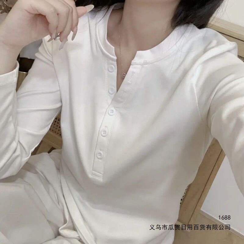 40-count combed cotton autumn Henley collar long-sleeve V-neck T-shirt for women, simple solid color versatile button-down casual base shirt 40-count combed cotton autumn Henley collar long-sleeve V-neck T-shirt for women, simple solid color versatile button-down casual base shirt