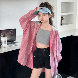 女童洋气时髦衬衫2025春季新中大童网红连帽薄款外套儿童格子衬衣