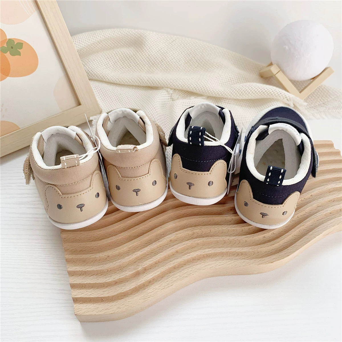 25spring День экспорта одиночных средних и высоких классов мультяшная обувь для детей с мягким дном