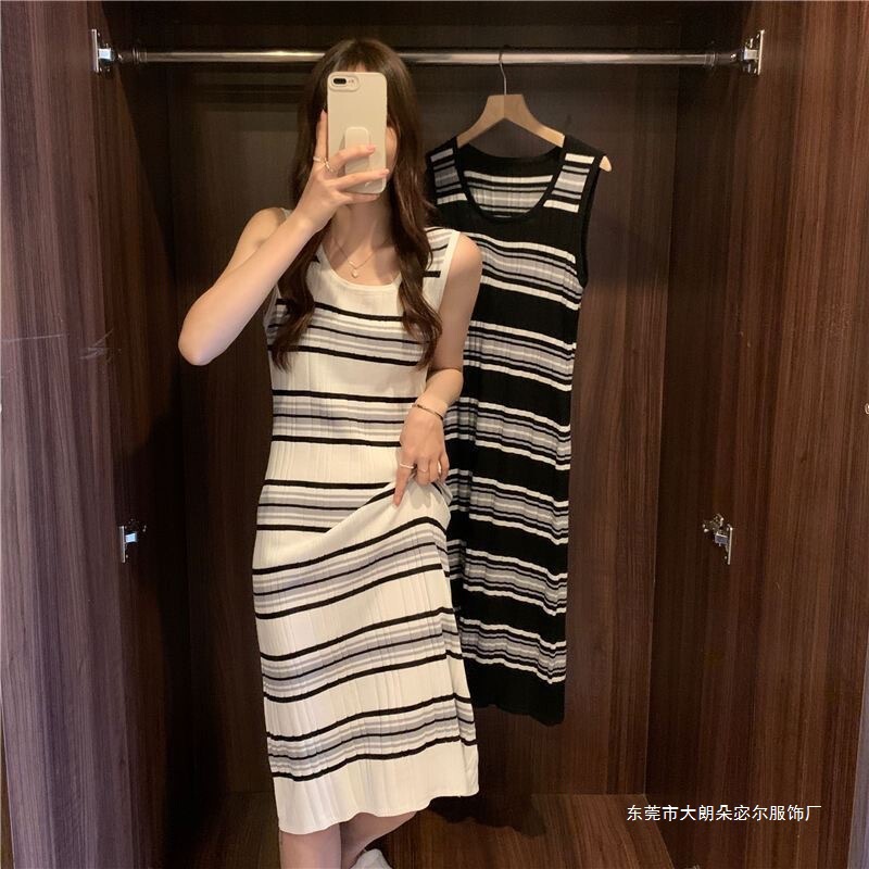 Summer 2025 Sleeveless Vest French Women's Versatile Slim Straight Knitted Long Skirt Striped Contrast Dress New Style Summer 2025 Sleeveless Vest French Women's Versatile Slim Straight Knitted Long Skirt Striped Contrast Dress New Style