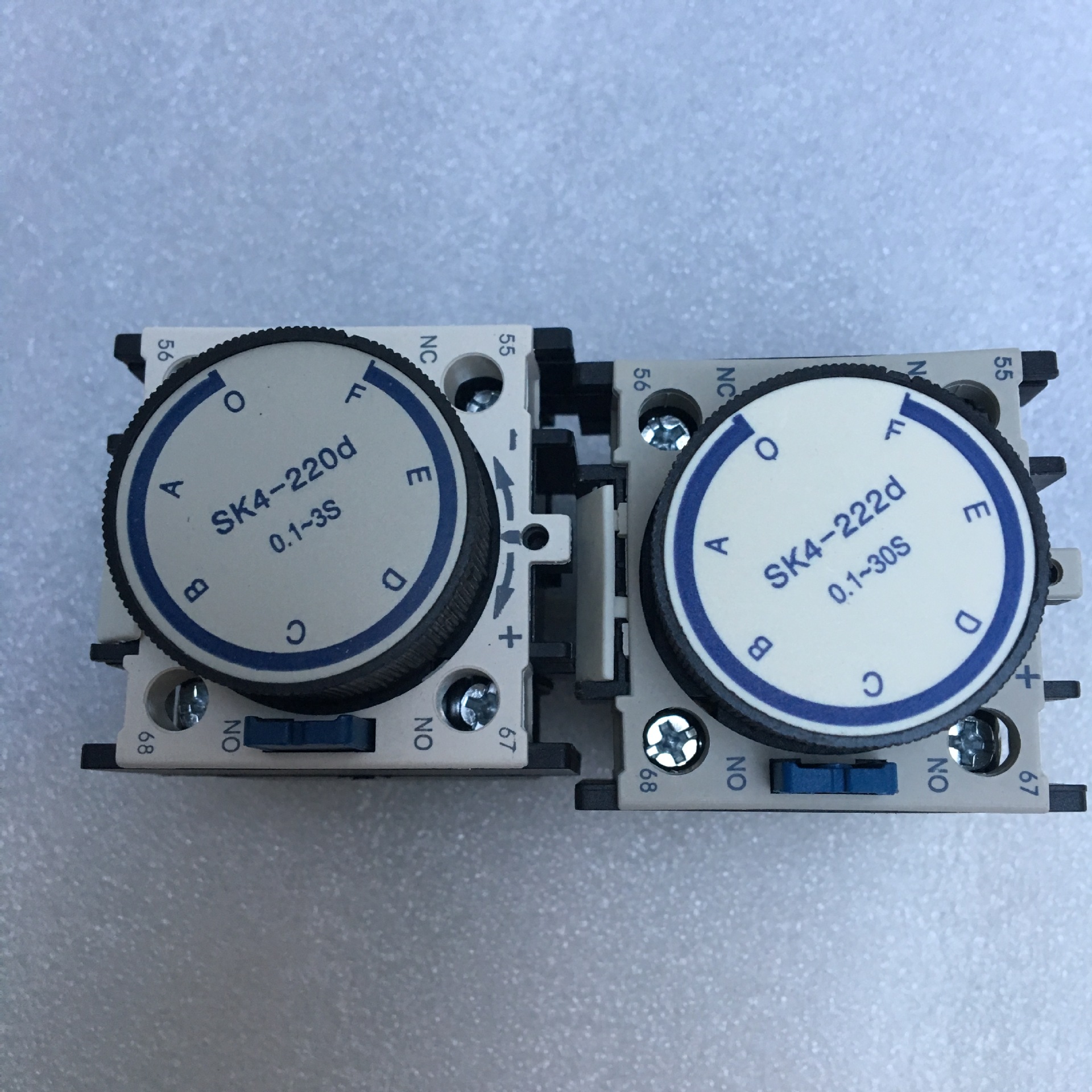 LA1-D04系列辅助触头 延时继电器辅助开关SK4-222 SK4-220D