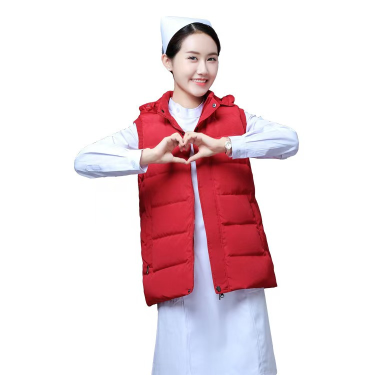 빨간색 짧은 다운 조끼