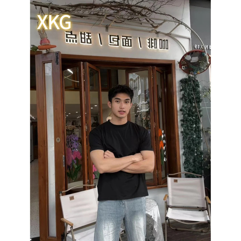 Xkg High-Quality Men's Regular Fit T-Shirt with Cuffed Short Sleeves, Small Neckline, Solid Color, American Style, Cool and Slightly Stretchy Xkg High-Quality Men's Regular Fit T-Shirt with Cuffed Short Sleeves, Small Neckline, Solid Color, American Style, Cool and Slightly Stretchy