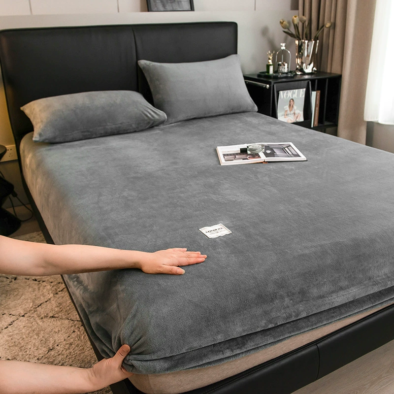 Молочный бархатный постель зимний бархатный покрывало коралловый бархатный матрас защитный чехол нескользящая кровать комплект 2025 новый