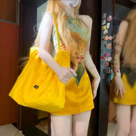 黄色油画上衣露背挂脖无袖背心海边度假纯欲旅游高级感甜辣小吊带