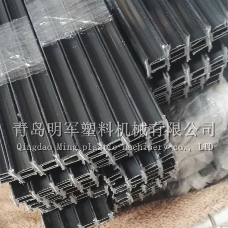 异型材塑料挤出机 PVC装饰条 密封条挤出机 LED灯罩 PC棒材挤出机