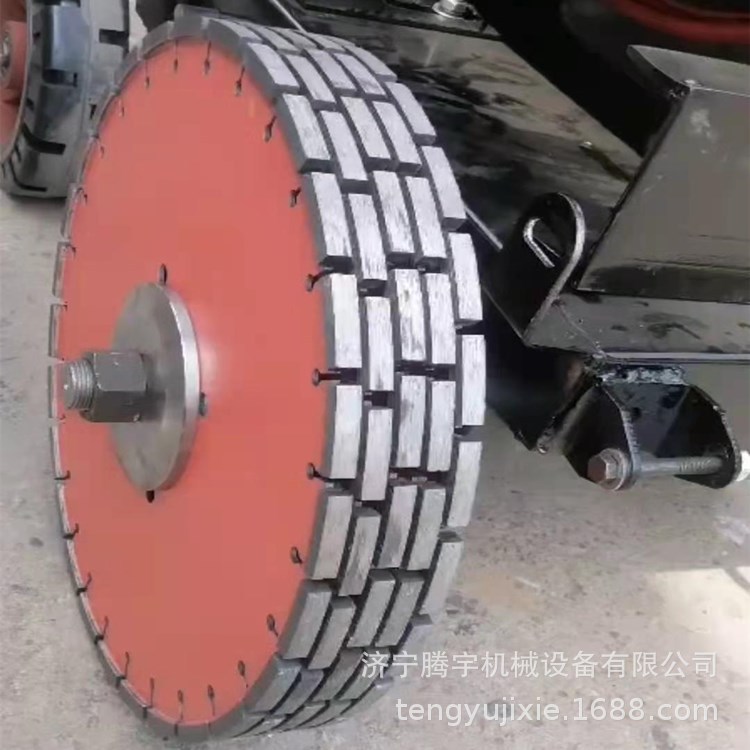 柴油25马力手推切槽机 混凝土路面开槽机 15公分奶牛场刻槽机推荐