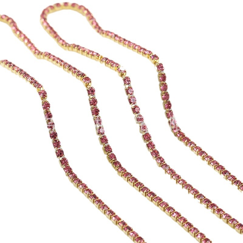 Ventas directas transfronterizas 2mm-3mm fondo de cobre color cuatro esquinas cadena de garras cadena de diamantes densa ropa de bricolaje accesorios para vestidos de novia