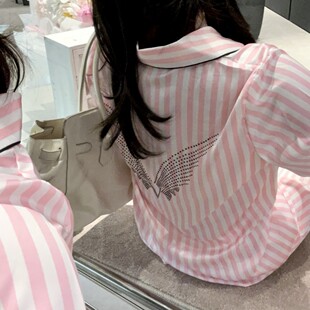 �C���ʹ��������¿�I�L���ɫ�l�y���z˯��Ů�Ҿӷ��������b