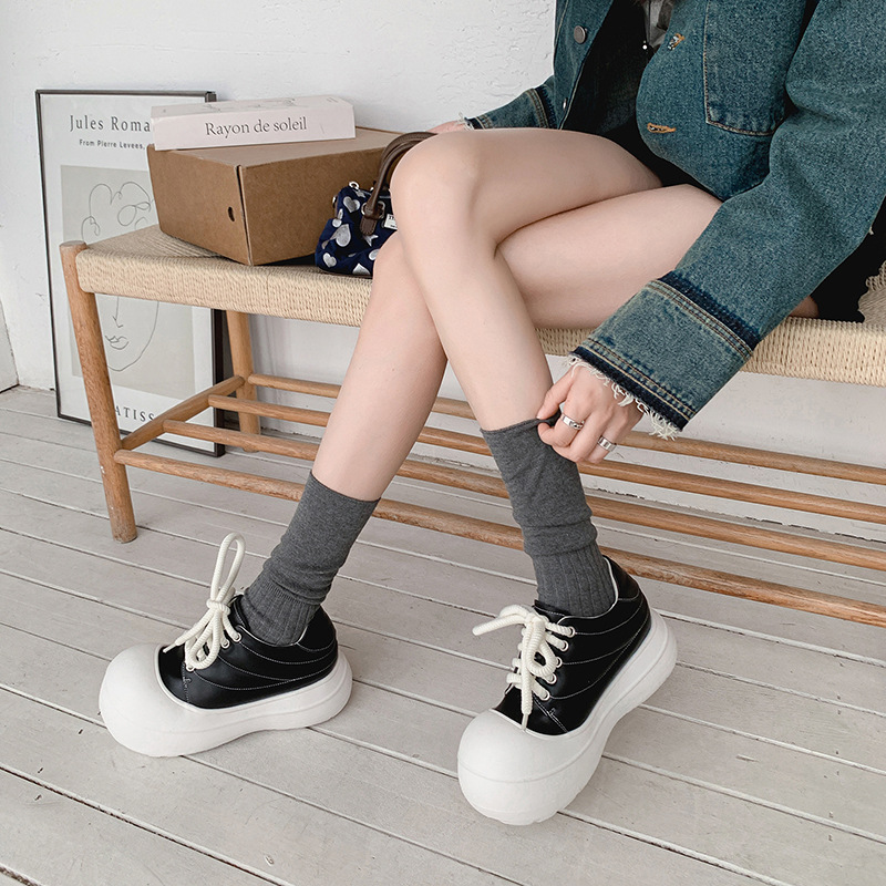 Giày sneaker nữ chunky đế dày da thật phối màu mũi to bản — màu đen, màu trắng