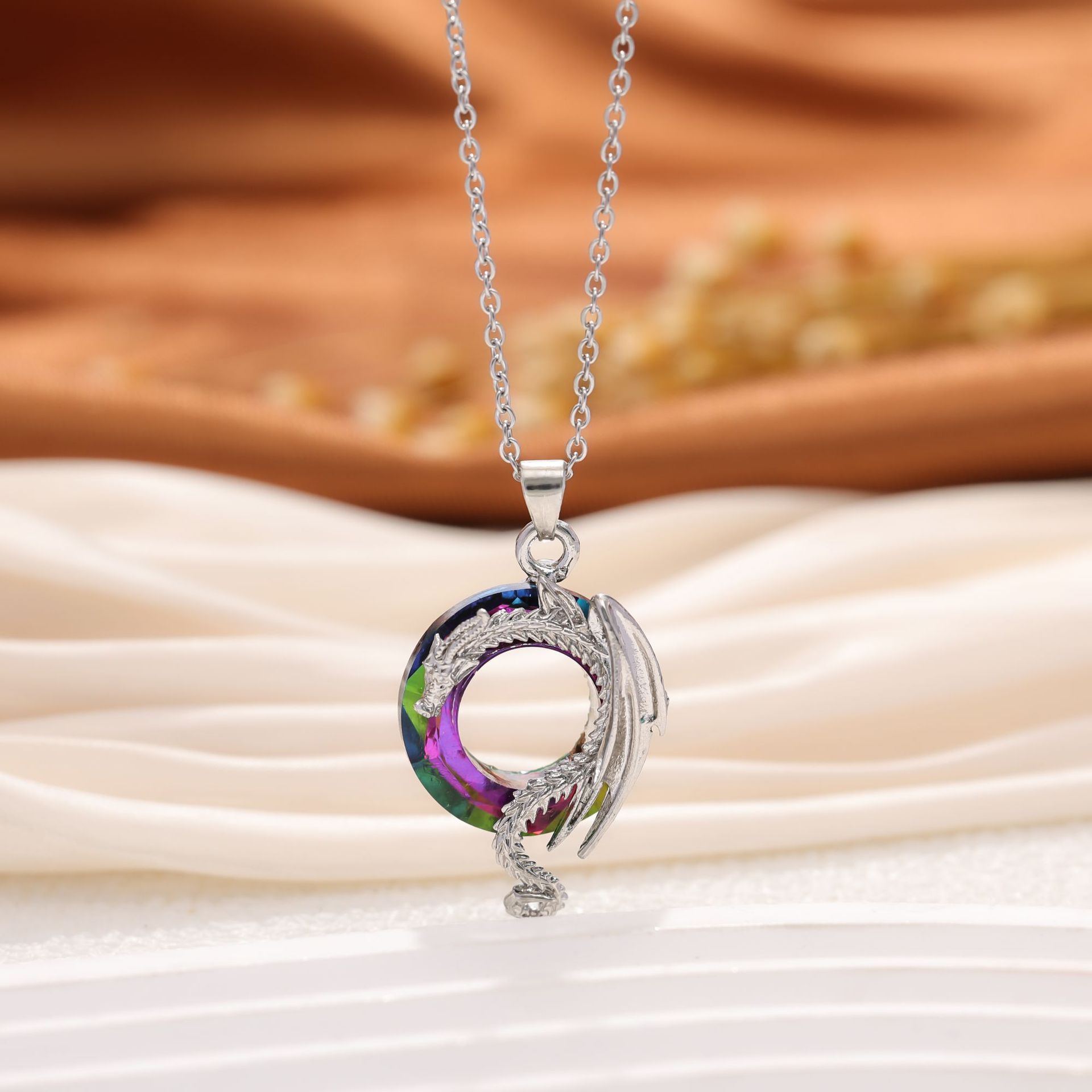 Nicho de diseño de colorido pájaro de fuego Phoenix personalidad colgante exagerado multicolor cadena cruzada universal artículos de mujer