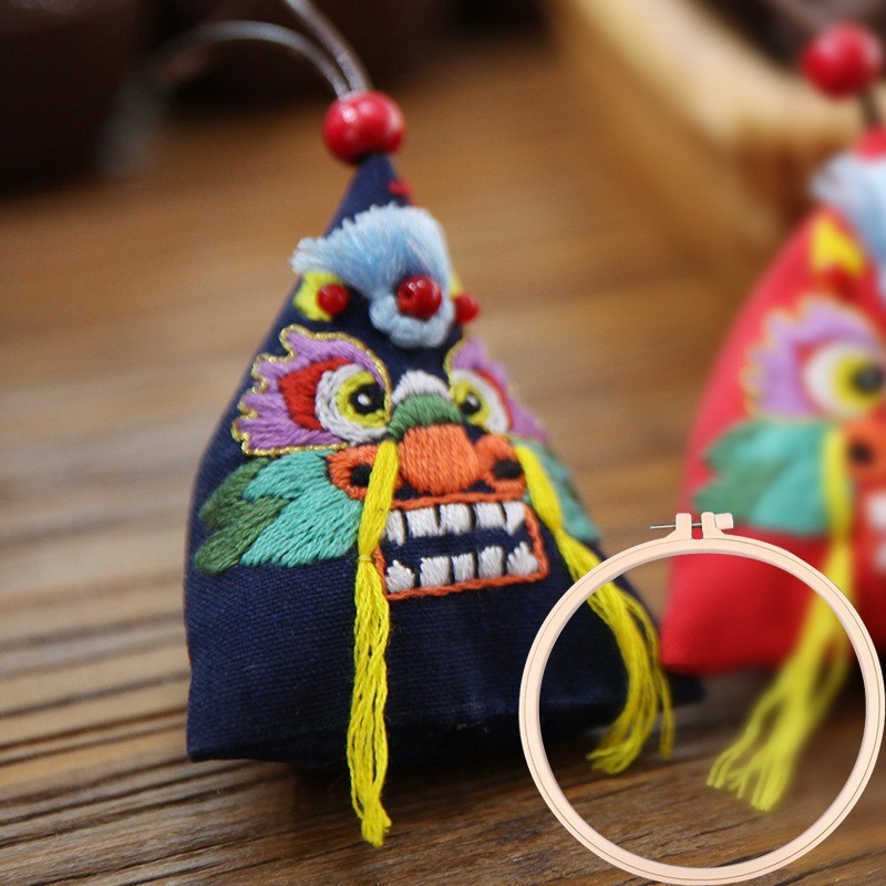 Estilo chino lindo dragón incienso bolsa colgante bordado hecho a mano de los niños paquete material de bricolaje