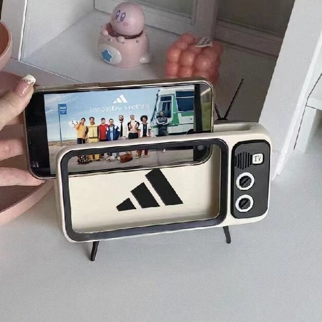 Gift Retro Desktop Small Tv Fm Radio Mobile Phone Holder Bluetooth Speaker Amplifier Bluetooth 5.1