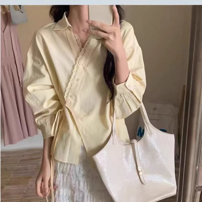 Casual Plus-Size Design Korean Style New V-Neck Irregular Lace Patchwork Niche Blouse Shirt Jk Women's Shirt