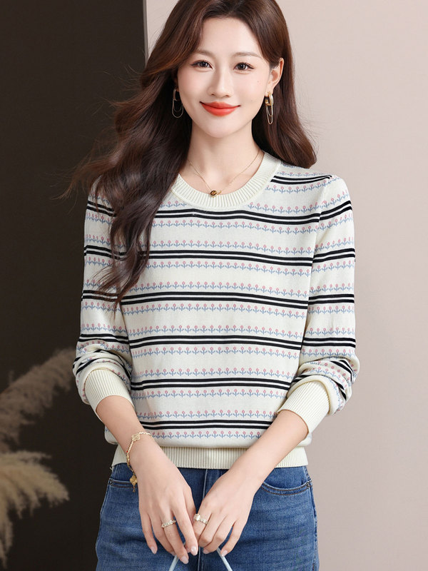 【厂家直供】撞色圆领条纹针织短款女士毛衣时尚减龄显瘦打底衫潮|undefined