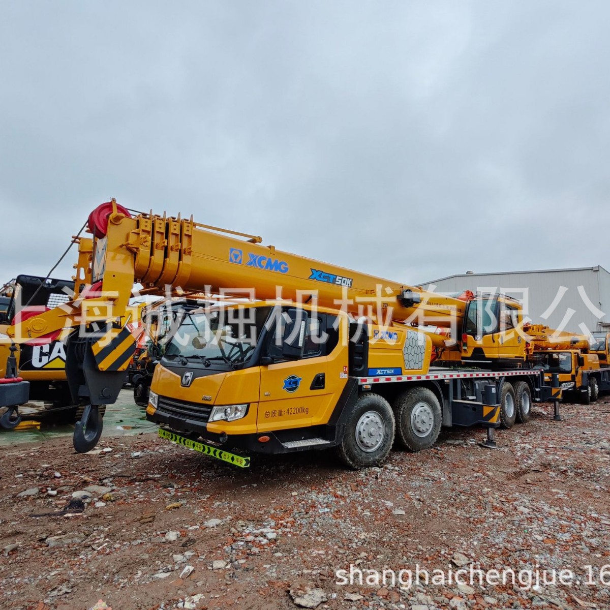 上海五节臂出口徐工XCT50汽车吊50吨新款徐工XCT25