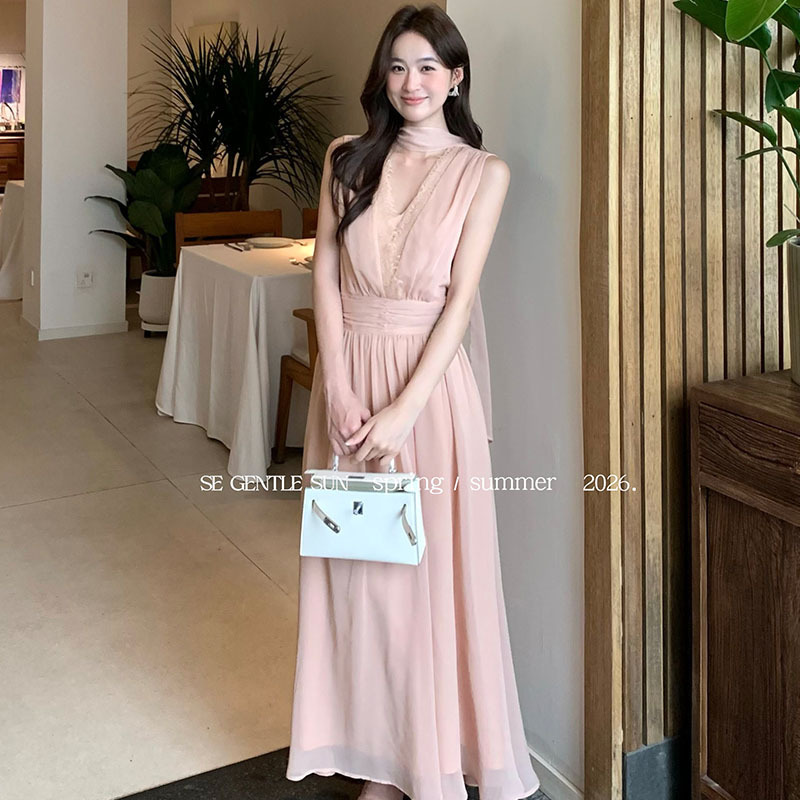 Xiu Xixi Thirteen Lines 2026 Summer White Label Elegant Lace High-Waisted Slimming Dress for Women 88597