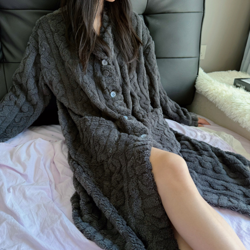 New cardigan-style bathrobe, autumn/winter coral fleece, unisex bathrobe, couple's pajamas, with pockets, extra-long design, thickened for winter