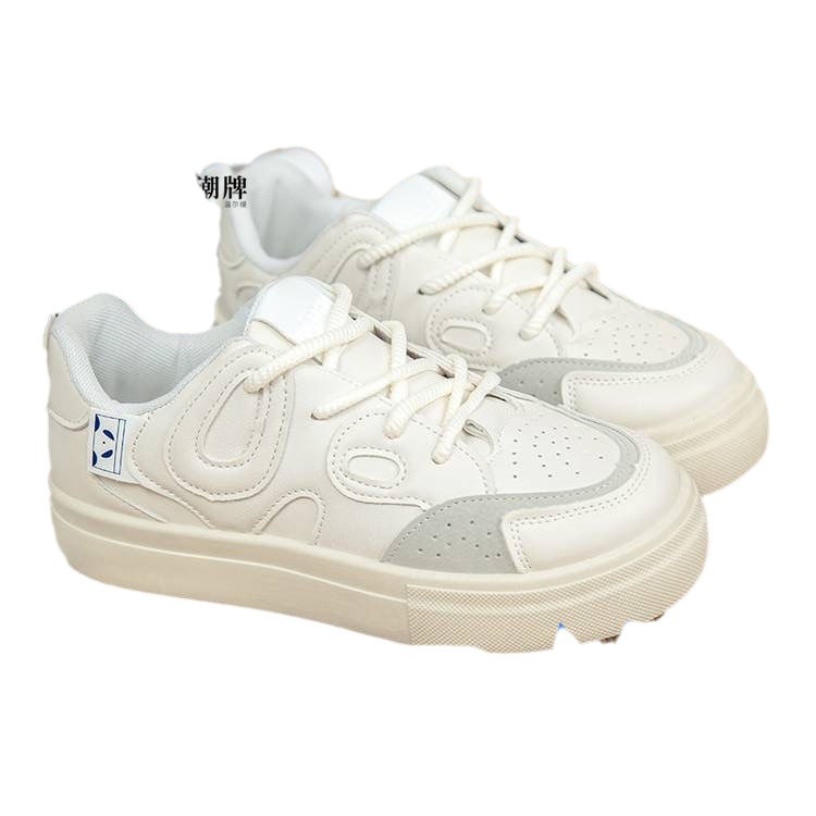 Diseño de zapatos blancos 2024 nuevos zapatos de skate de falda versátil originales estudiantes de skate retro americano casual mujer
