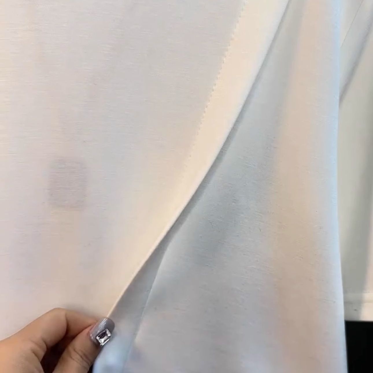 Gran tamaño gordo mm encaje cosido camiseta de manga corta mujer irregular verano 2025 nuevo suelto delgado blusa de cobertura image 3