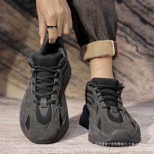 ��Ҭ��700��Ь2024�¿��ﶬ�߼��������\�����e��ʿ�ϵ�Ь�ӳ�