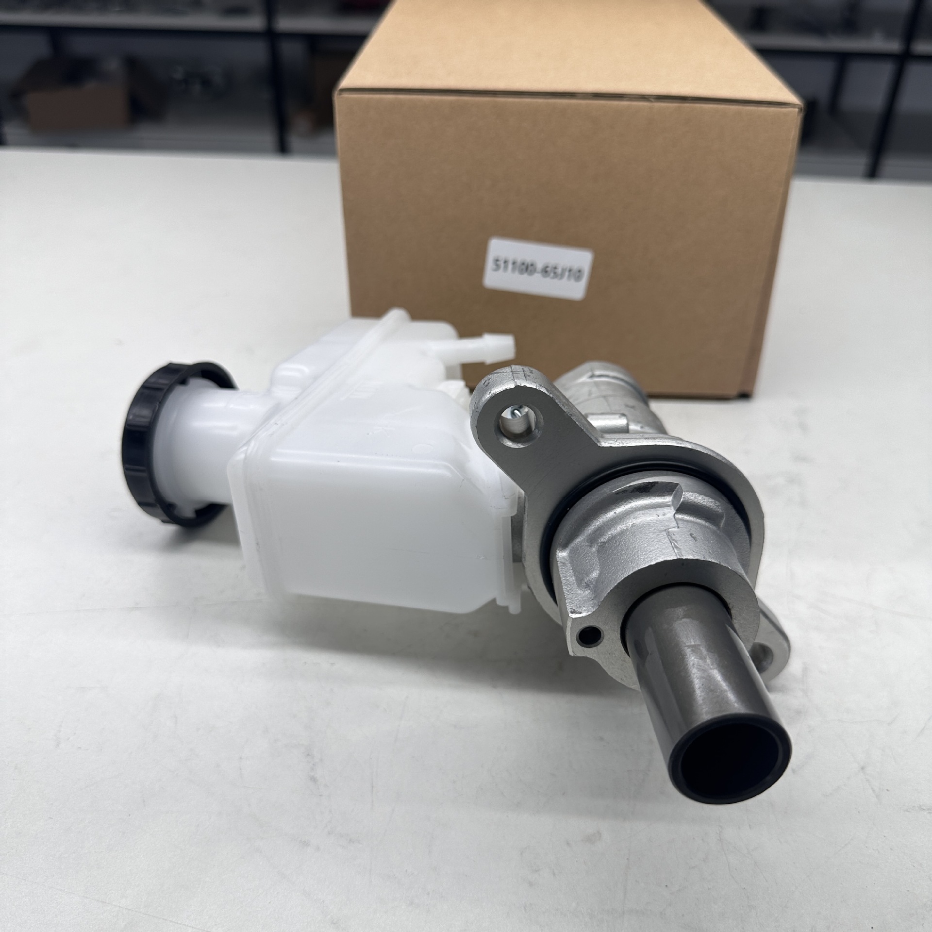 51100-65J10 5110065J10 M630729 Is Suitable for Suzuki Super Vitara Brakes