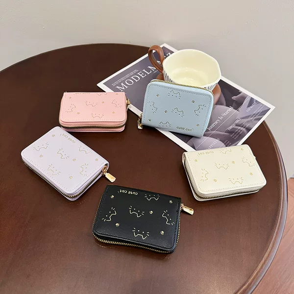 Cute Card Holder, Compact, Multiple Card Slots, Large Capacity, Lightweight, Anti-Degaussing Card Holder, Zipper Card Holder, Id Holder, Coin Purse
