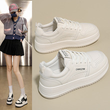 ��ɯG109�ڰ�ƴɫС��ЬŮ2026�����¿��ǰٴ����e��Ь�r�з���Ь