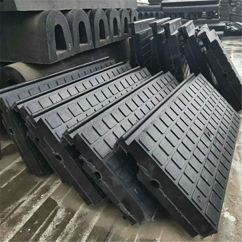 耐腐蚀 高强度橡胶步行板 耐冲击橡胶步行板 橡胶步行板