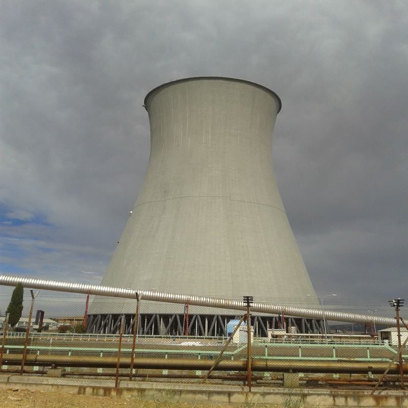 耐根穿刺聚合物改性沥青防水涂料，产品特点：填塞毛细孔道。