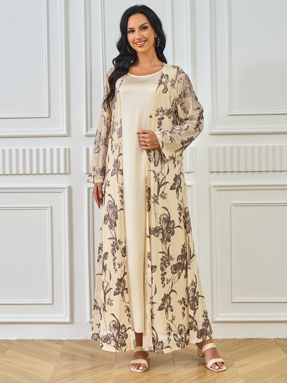 Middle East 2024 Summer New Fashion Gold-Embossed Muslim Dress Dubai Travel Cardigan Robe European And American Women's_ecoleips.com