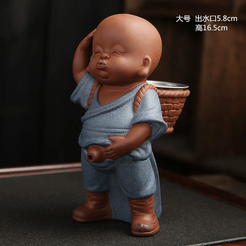 Чайная фигурка из пурпурной глины «мальчик-писака», 7,8×7×14 см, смена цвета, смола/керамика