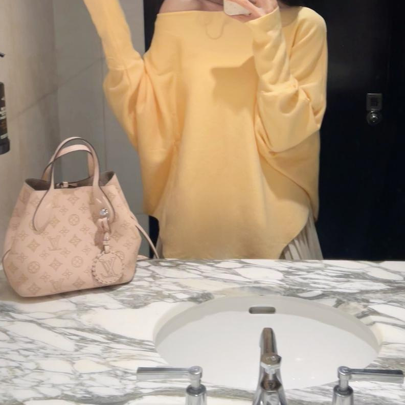 新款宽松蝙蝠袖毛针织女秋冬软糯慵懒感百搭上衣奶杏色卡其色咖色|undefined