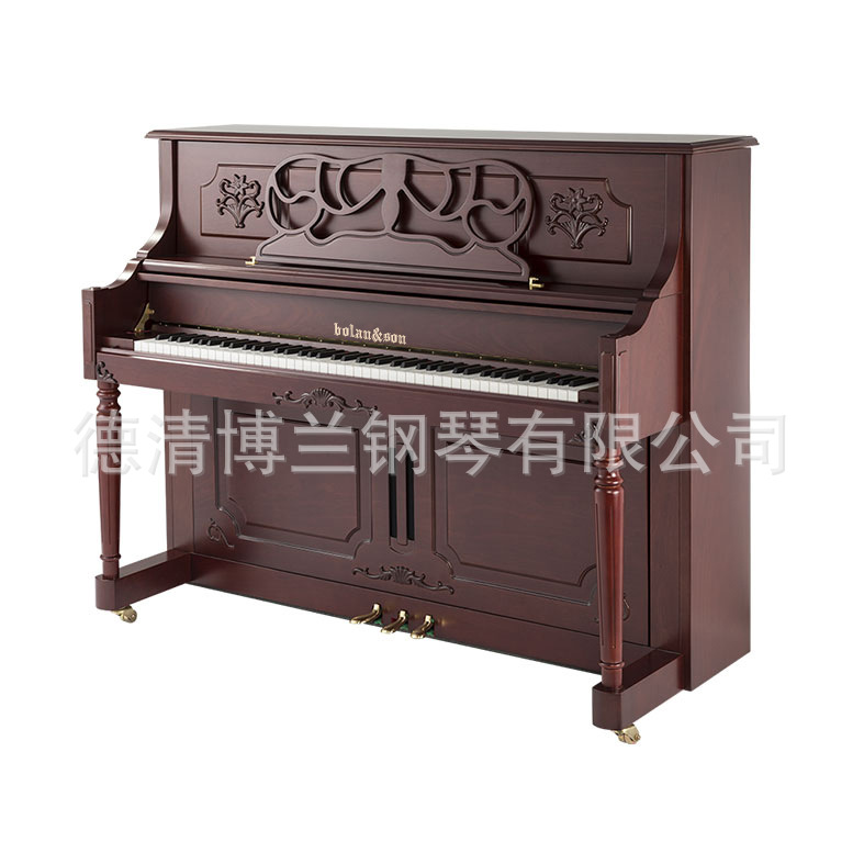 钢琴厂家，家用古典（哑光）弹奏的立式琴，琴音的和谐性好。