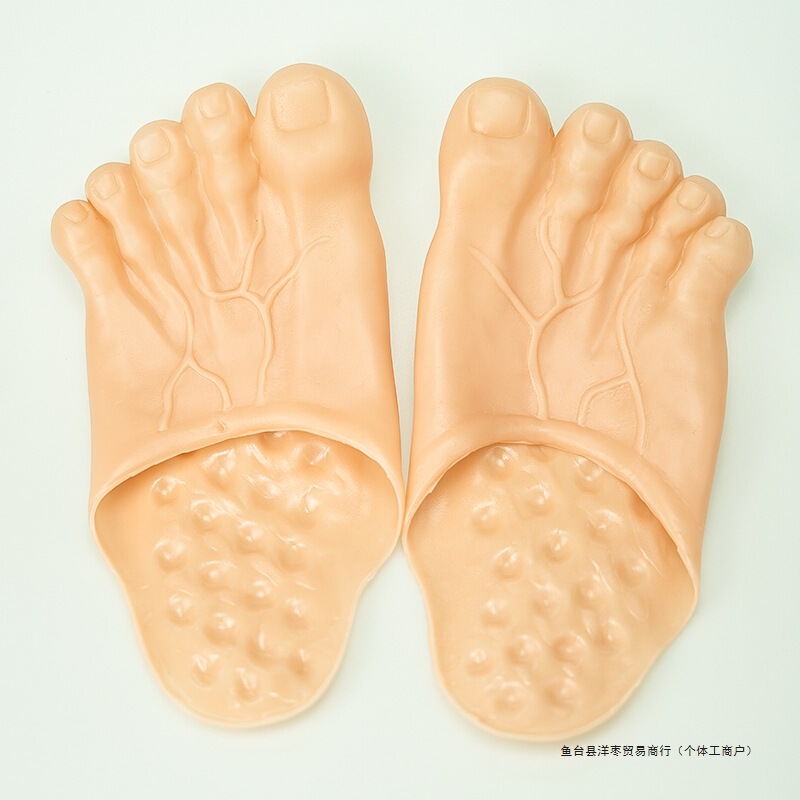 "Bigfoot Giant Slippers" Prank Toy for Friends, Tiktok Trending Toe Prank Shoes