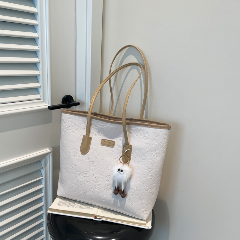 Bolso de mano de viaje al trabajo 2024 otoño nuevo bolso de hombro de estilo bolso de brazo de moda bolso de mano coreano