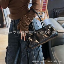 �շ���P�����_������ϞƤŮʿ�μ�б�����ذ�������������C܇��