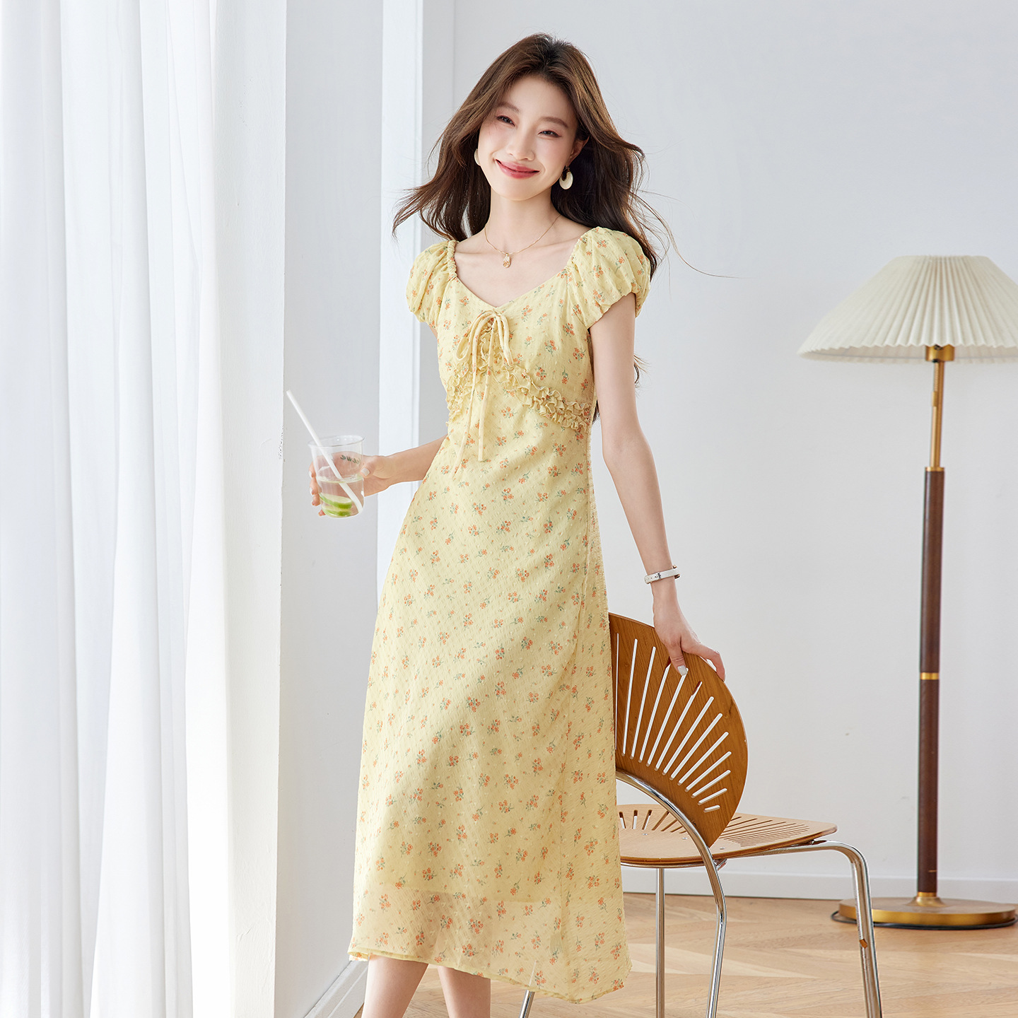 Đầm maxi nữ thắt eo cổ V họa tiết hoa nhí phong cách Pháp — màu vàng, màu đỏ